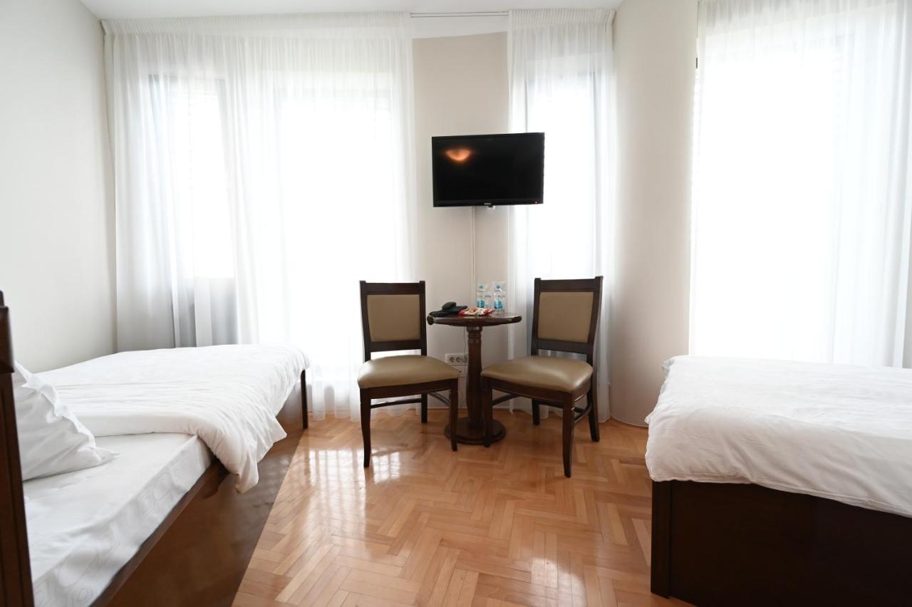 Hotel "Jkc Banja Luka" Екстер'єр фото